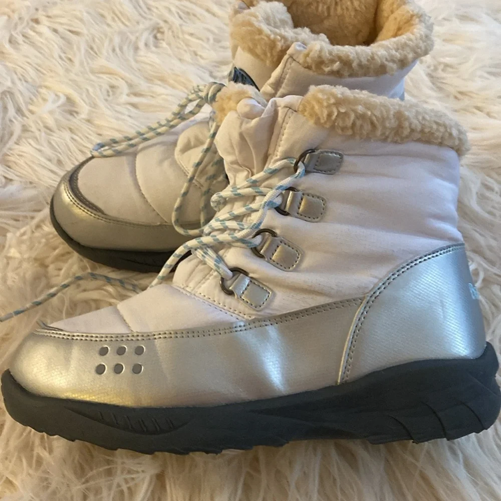 BEARPAW winter youth boots